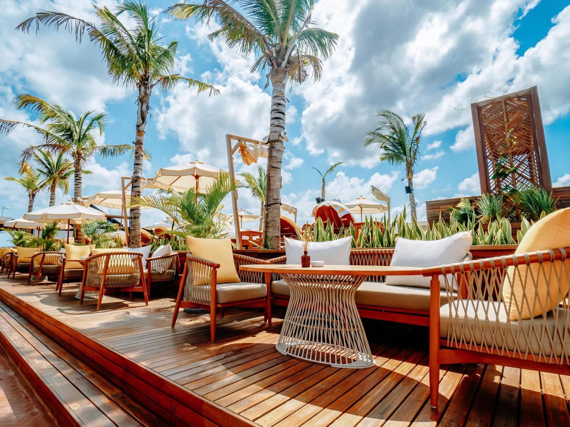 Secana Beachtown Resort & Residences Canggu  Luaran gambar