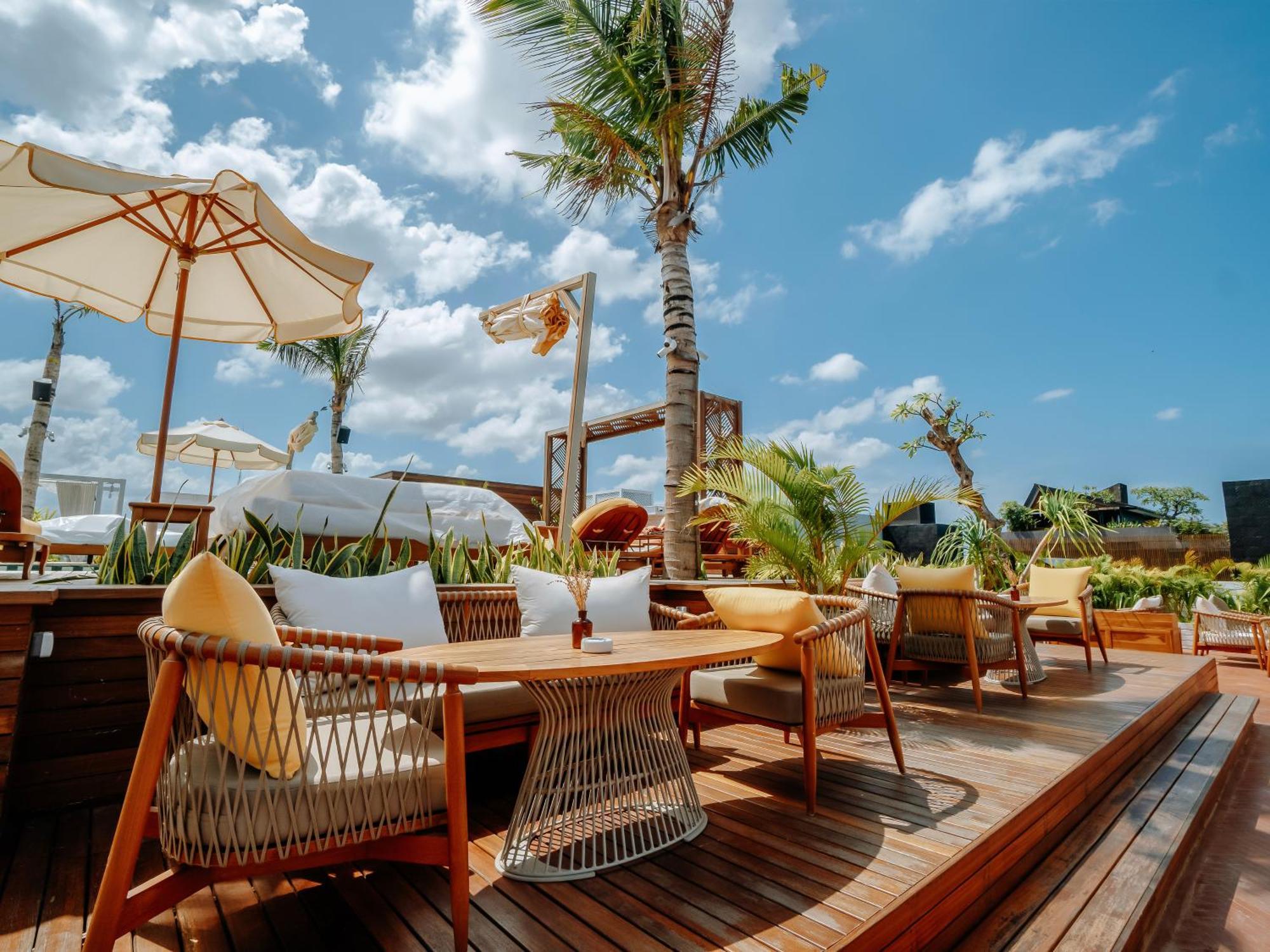 Secana Beachtown Resort & Residences Canggu  Luaran gambar